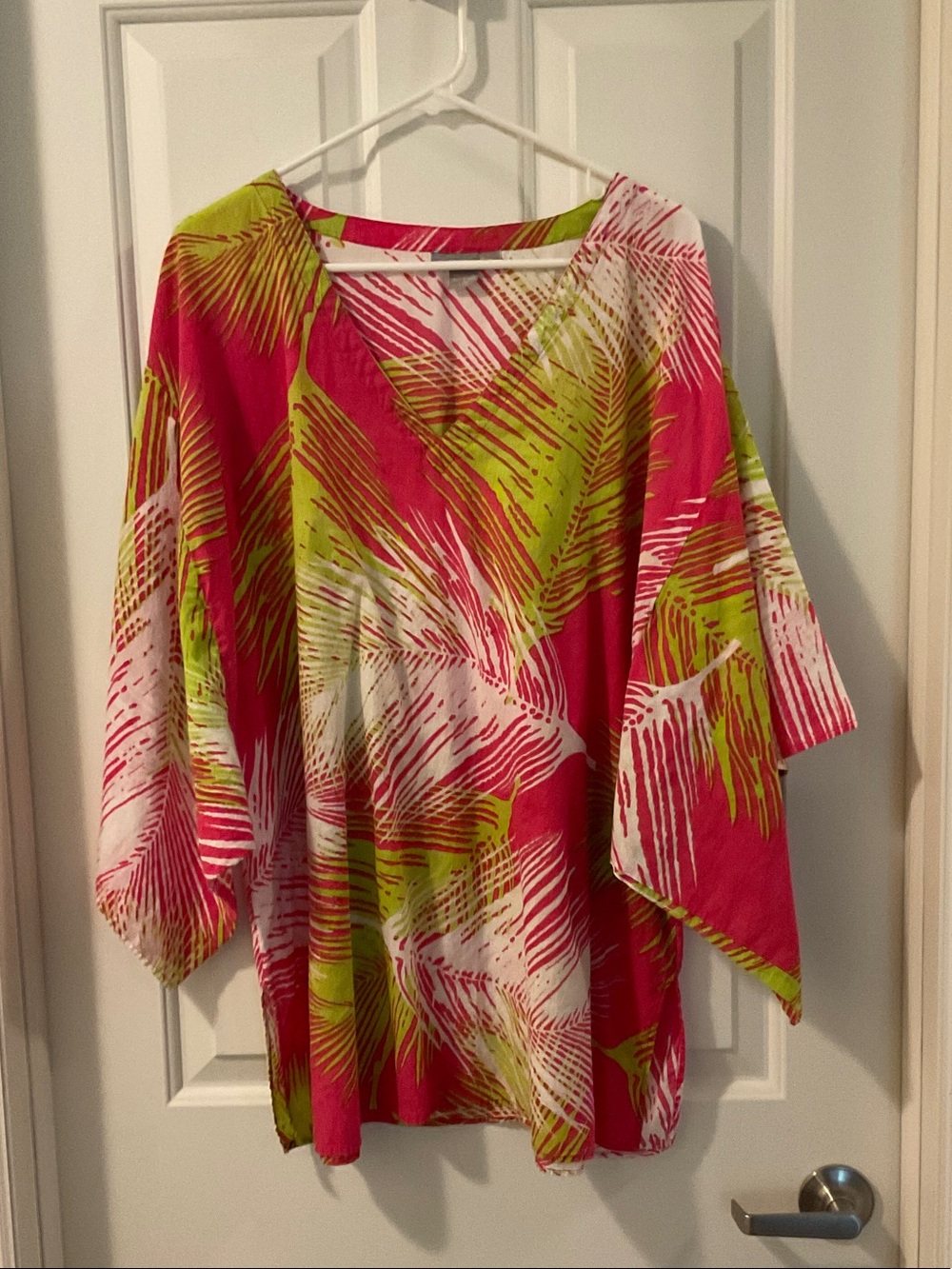Vibrant Pink & Lime Palm-Print Women's V-Neck Top Bathing Suit Coverup